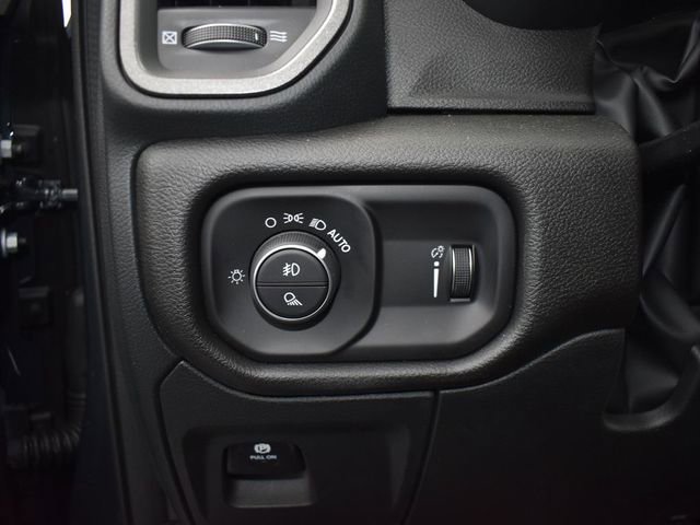 New 2026 RAM 1500 Classic Warlock image 14