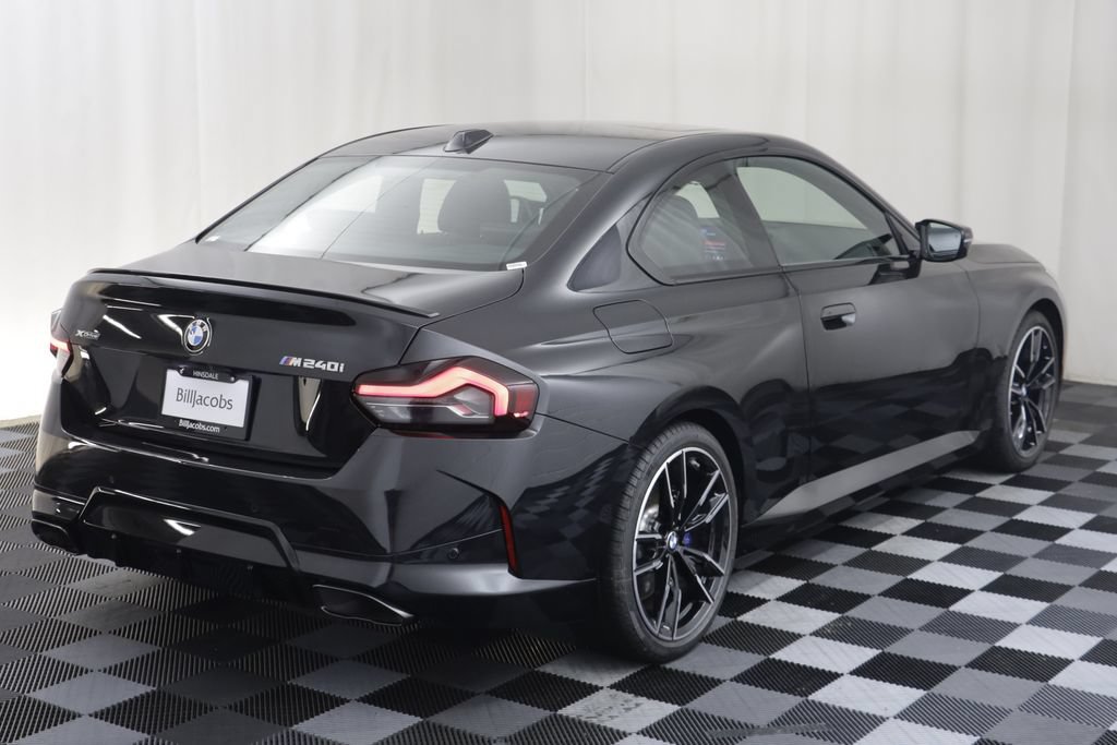 Used 2026 BMW M240i xDrive Coupe AWD/4WD image 18
