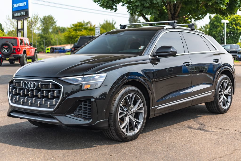 Used 2025 Audi Q8 Premium Plus AWD/4WD image 4