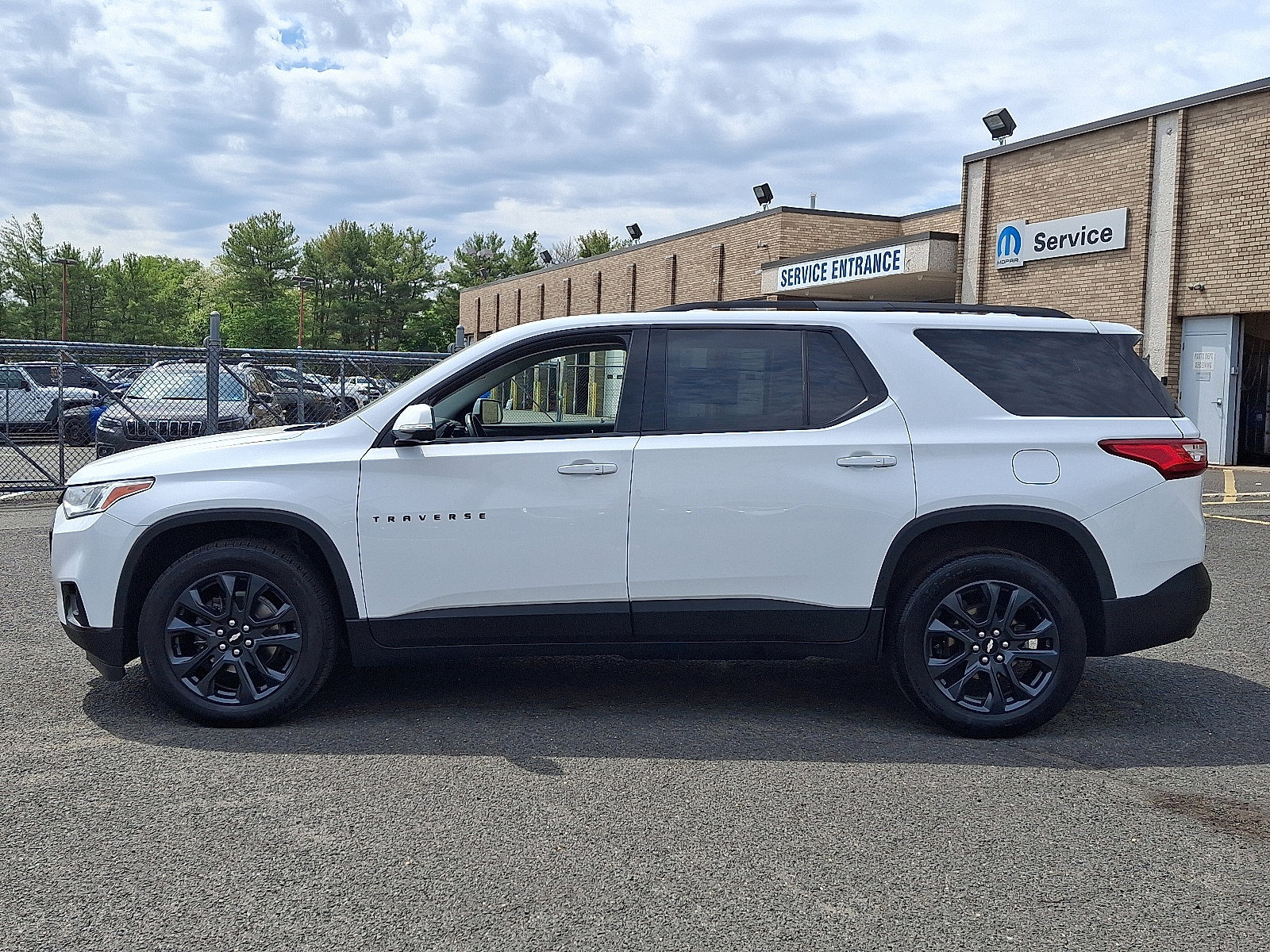 Used 2021 Chevrolet Traverse RS AWD/4WD image 4