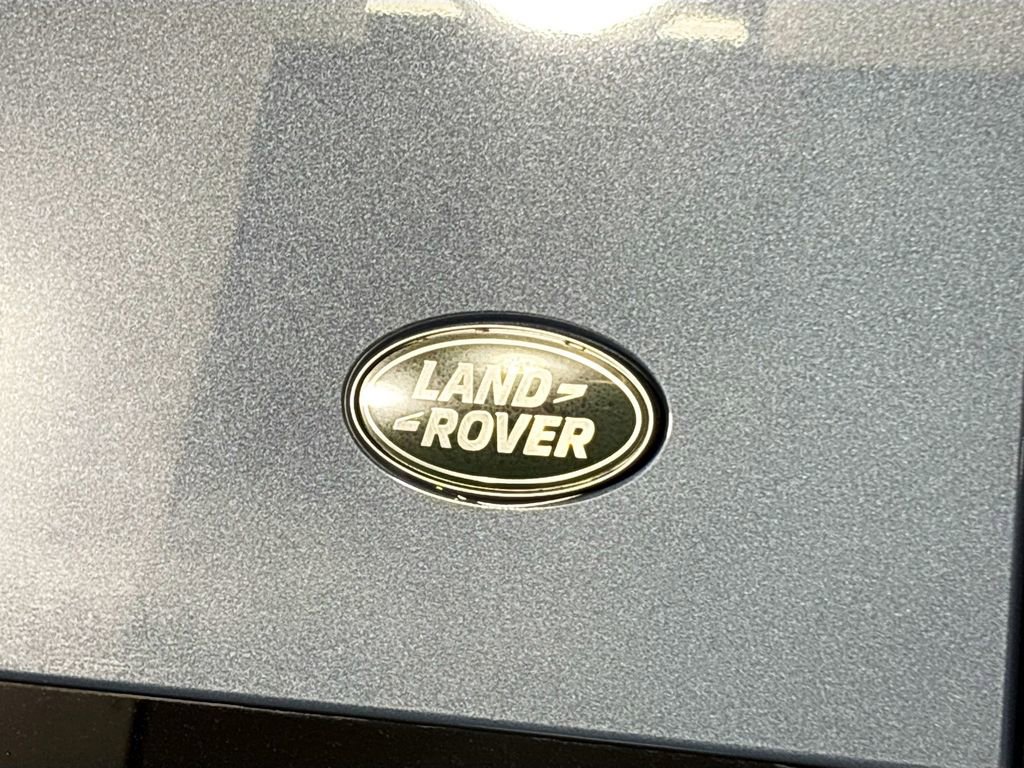 Used 2024 Land Rover Defender 110 S image 25