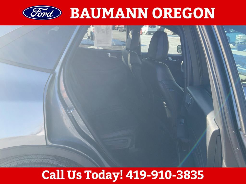 Used 2026 Ford Escape ST-Line w/ Cold Weather Package AWD/4WD image 14
