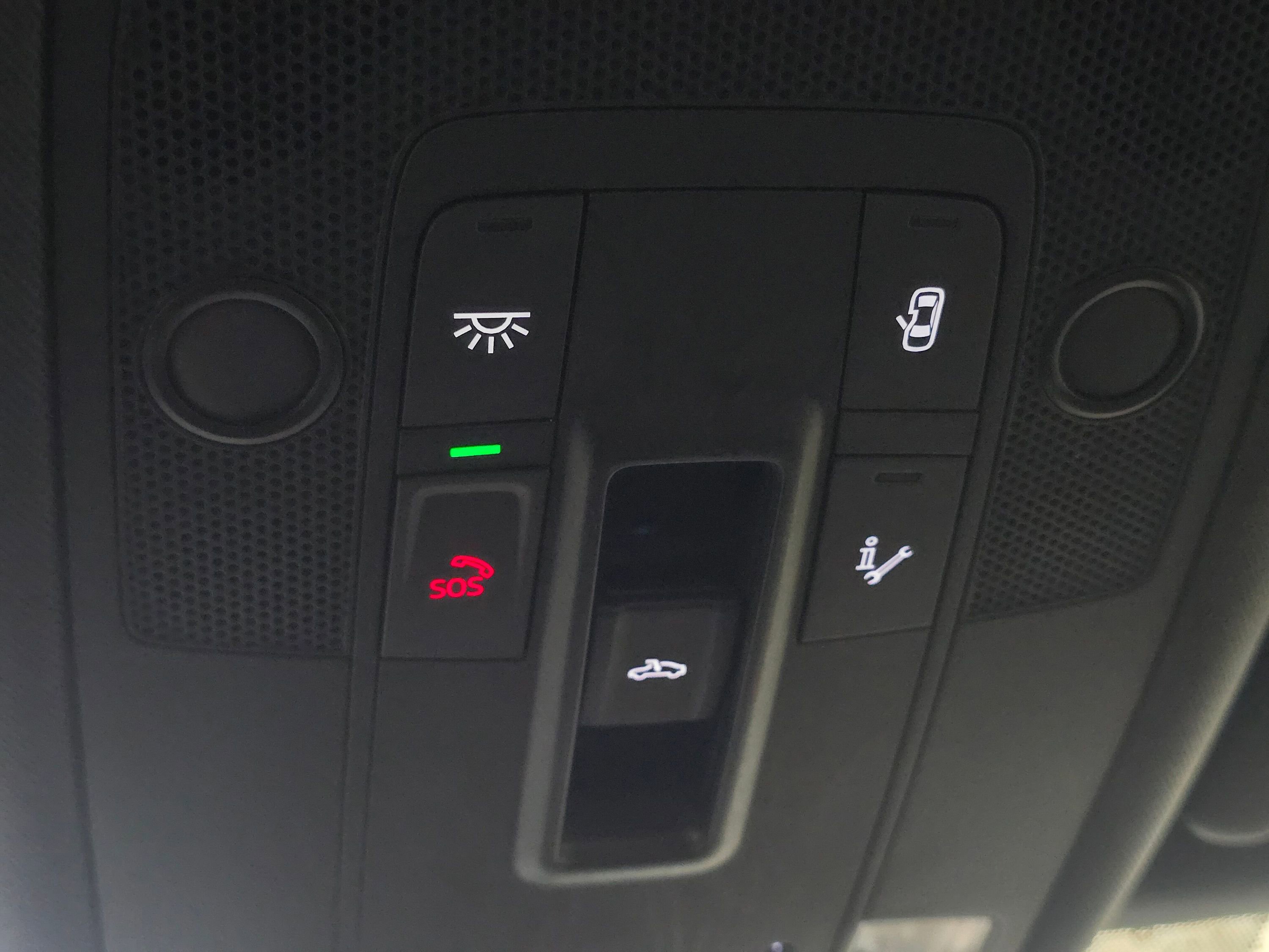 Used 2024 Audi RS 3 w/ Carbon Package image 48