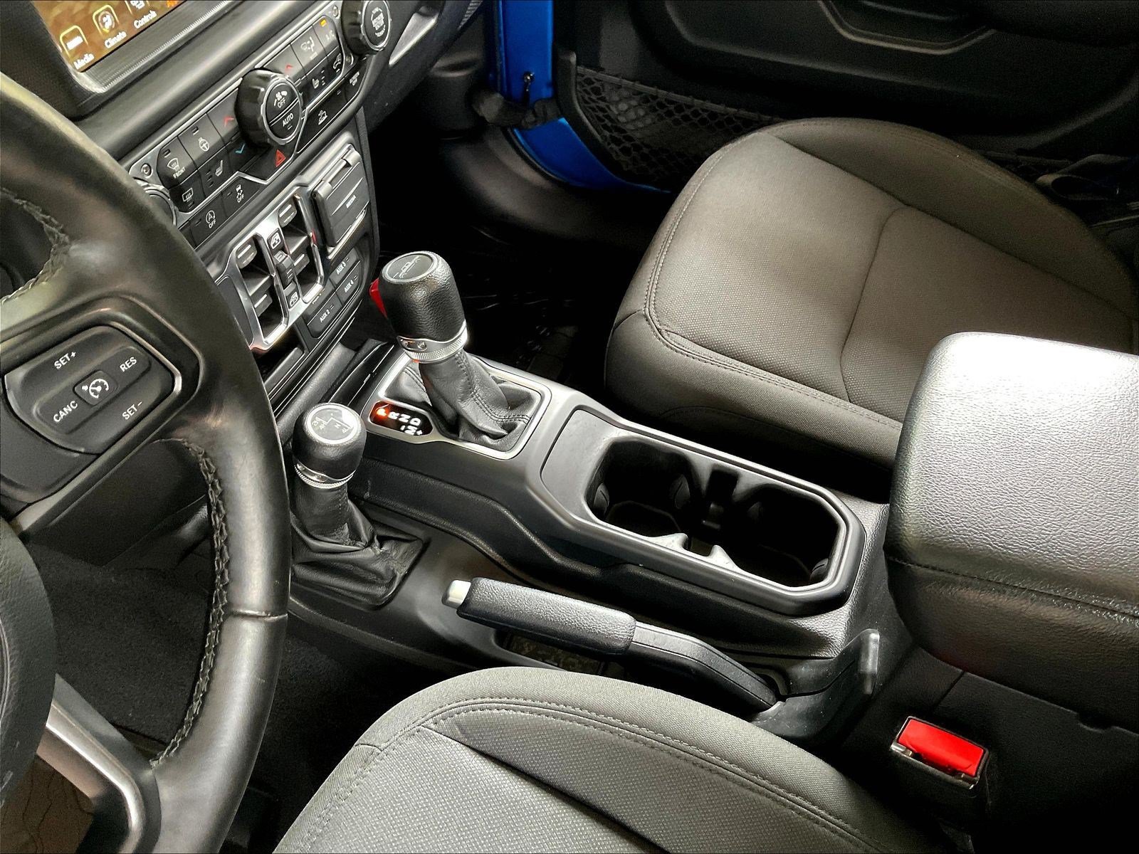 Used 2021 Jeep Gladiator Sport AWD/4WD image 19