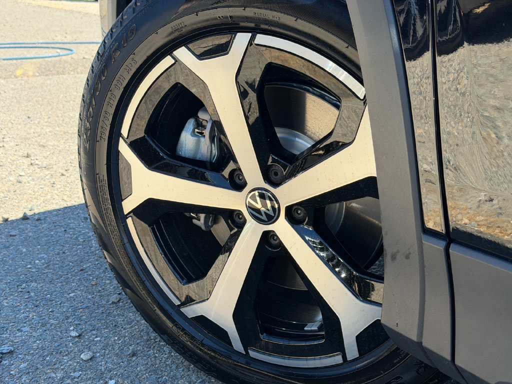 New 2026 Volkswagen Tiguan SE AWD/4WD image 10