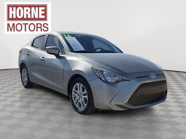 Used 2016 Scion iA image 10