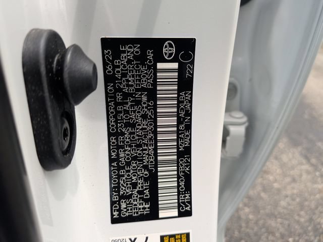 Used 2023 Toyota Corolla LE FWD image 33