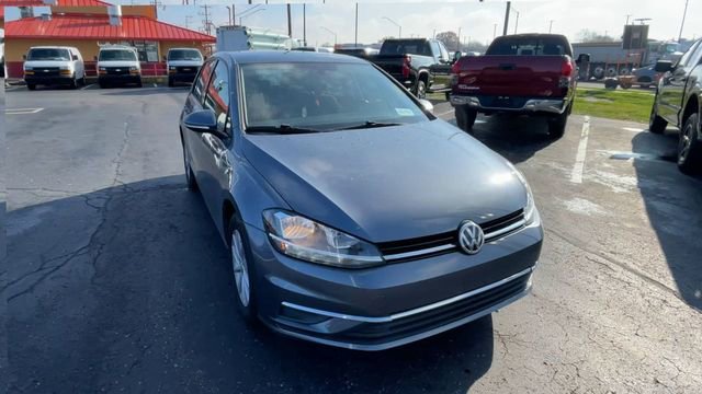 Used 2019 Volkswagen Golf S image 4