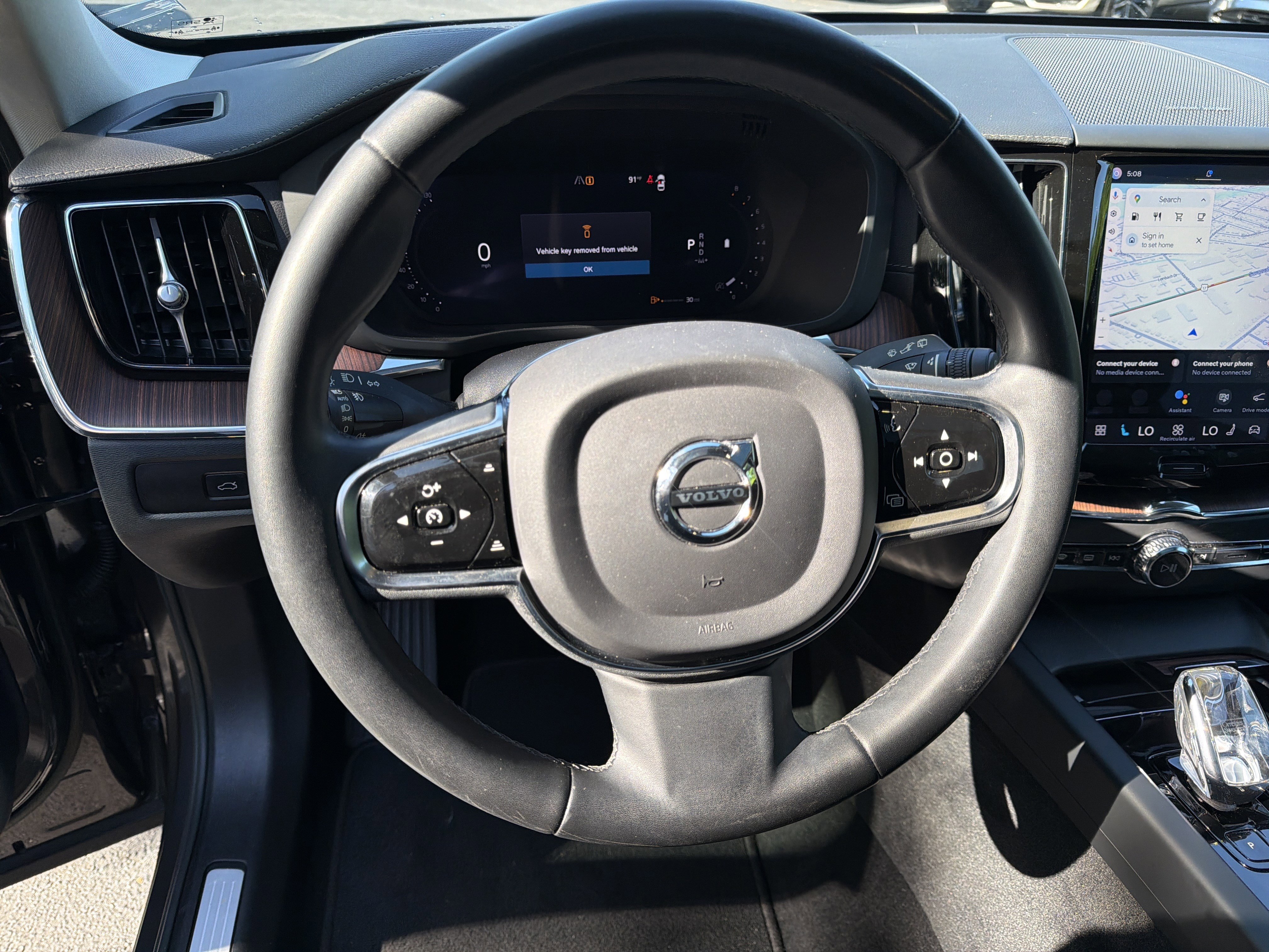Certified 2023 Volvo XC60 B5 Ultimate image 18