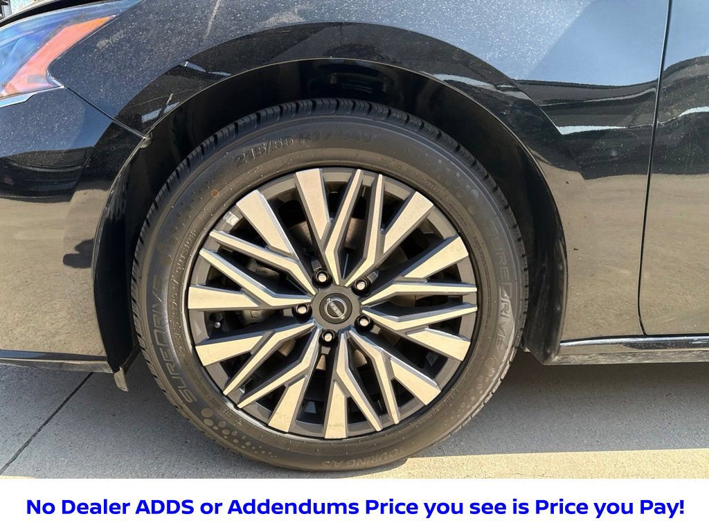 Certified 2025 Nissan Altima 2.5 SV FWD image 3