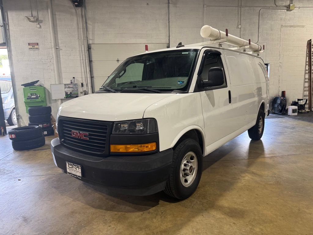 Used 2018 GMC Savana 2500 w/ Driver Convenience Package RWD image 9