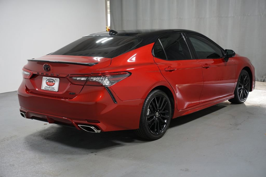 Used 2022 Toyota Camry XSE image 8