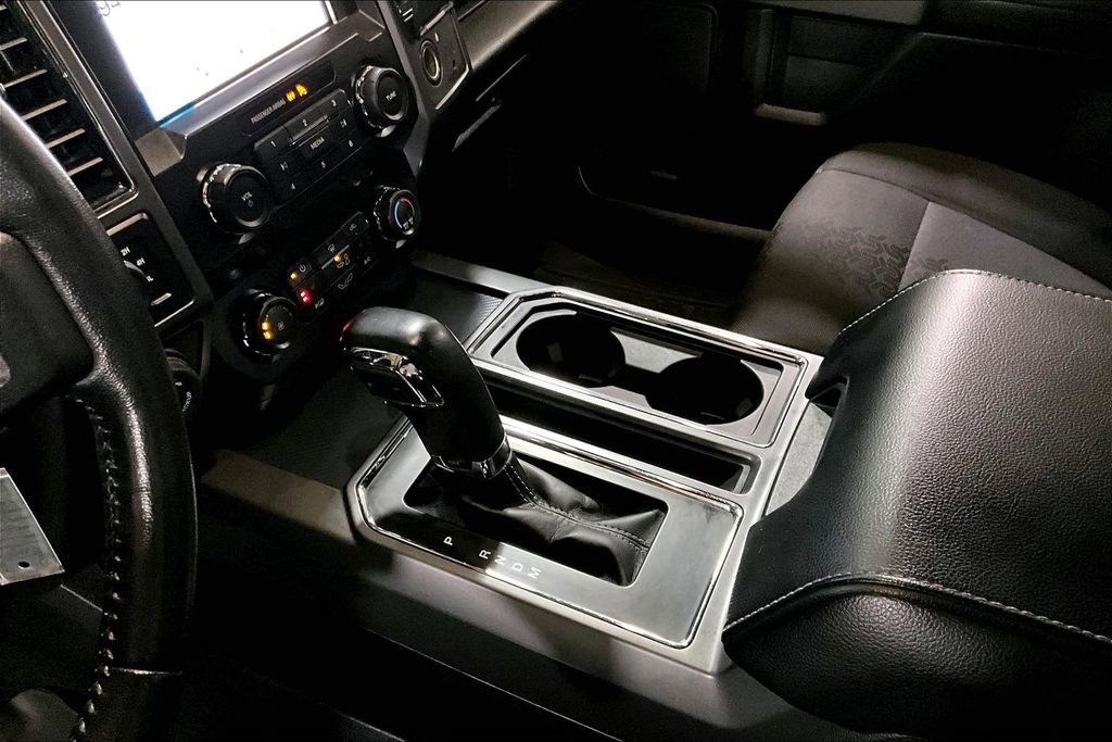 Used 2019 Ford F150 XLT w/ Equipment Group 302A Luxury AWD/4WD image 29