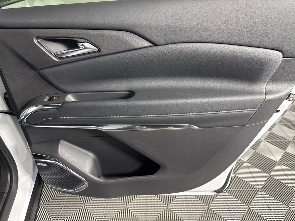 New 2025 Chevrolet Traverse LT w/ Enhanced Driving Package image 37