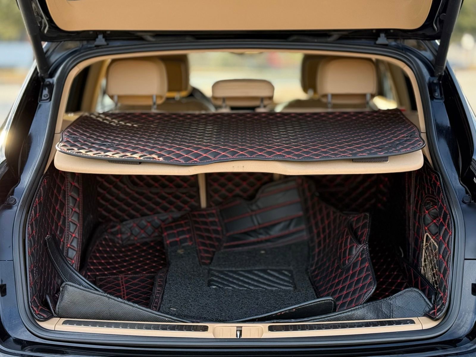 Used 2017 Porsche Macan S image 51