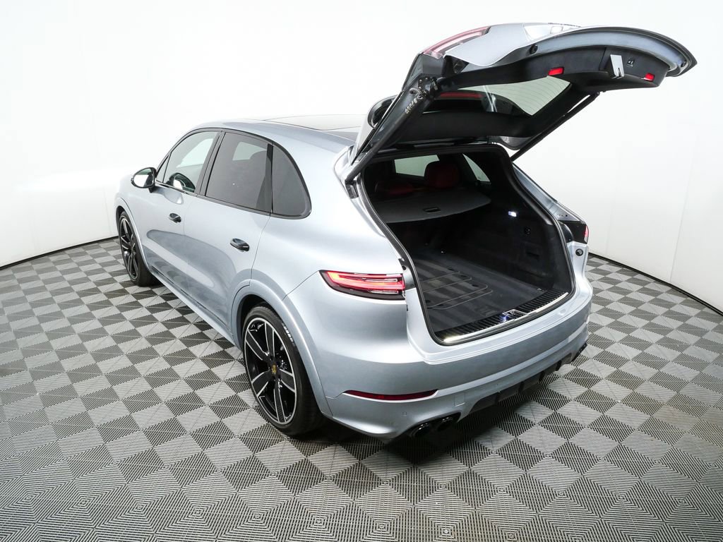 Certified 2021 Porsche Cayenne GTS AWD/4WD image 36