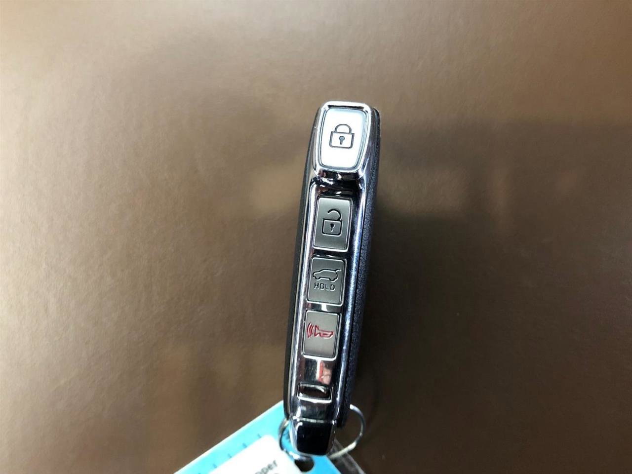 Used 2021 Kia Telluride SX w/ SX Prestige Package image 24