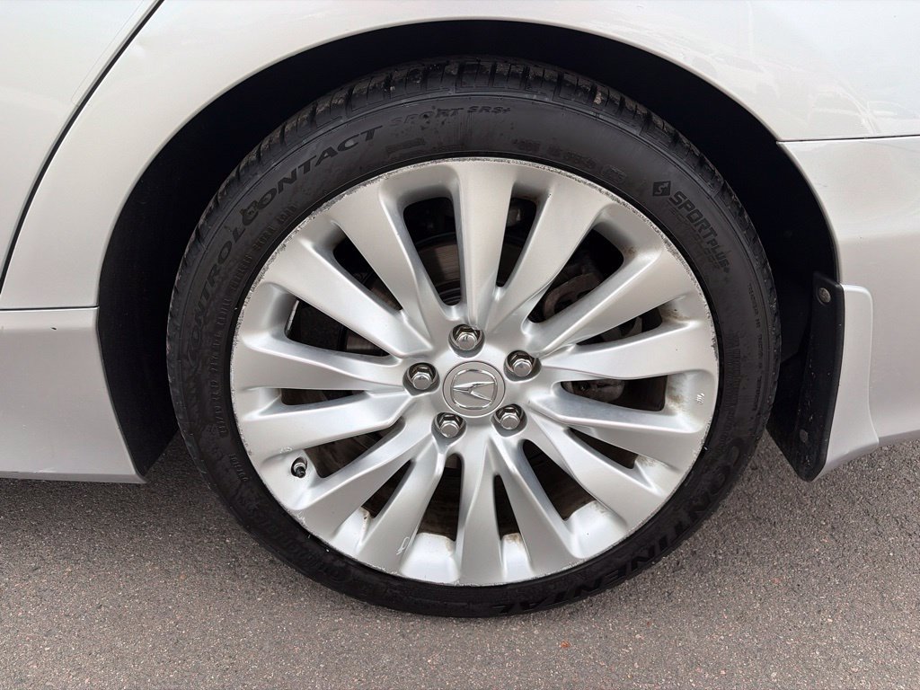 Used 2014 Acura RLX w/ Technology Package FWD image 31