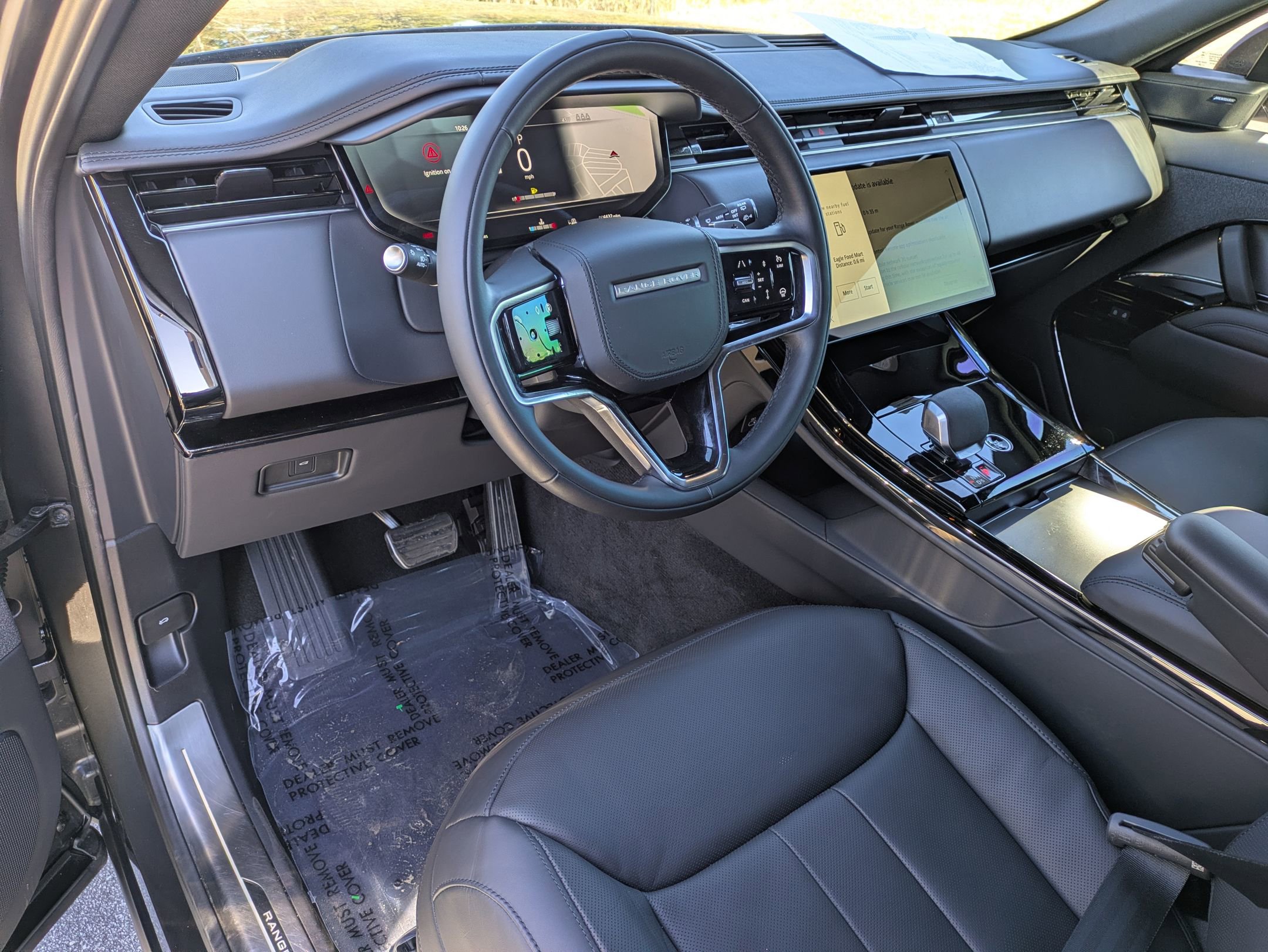 Used 2025 Land Rover Range Rover Sport SE image 9