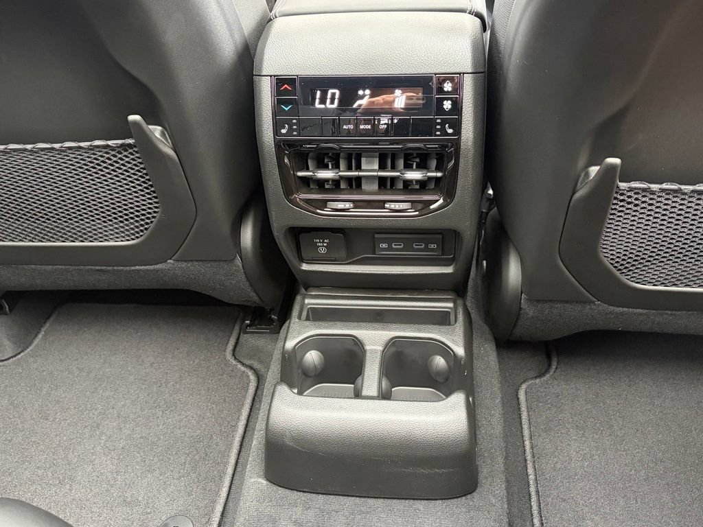 New 2026 Jeep Grand Cherokee L Limited AWD/4WD image 24