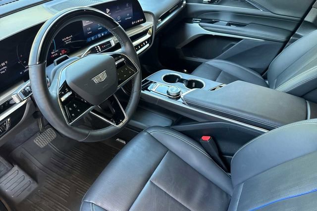 Certified 2024 Cadillac Lyriq Sport AWD/4WD image 5