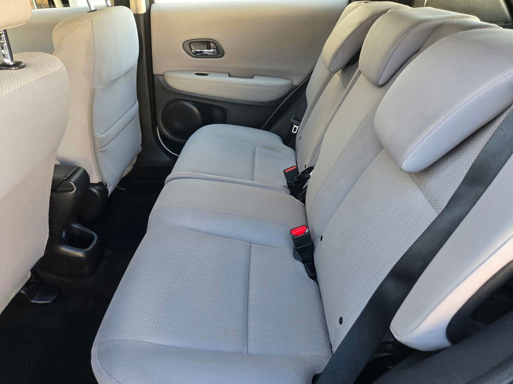 Used 2016 Honda HR-V LX image 12