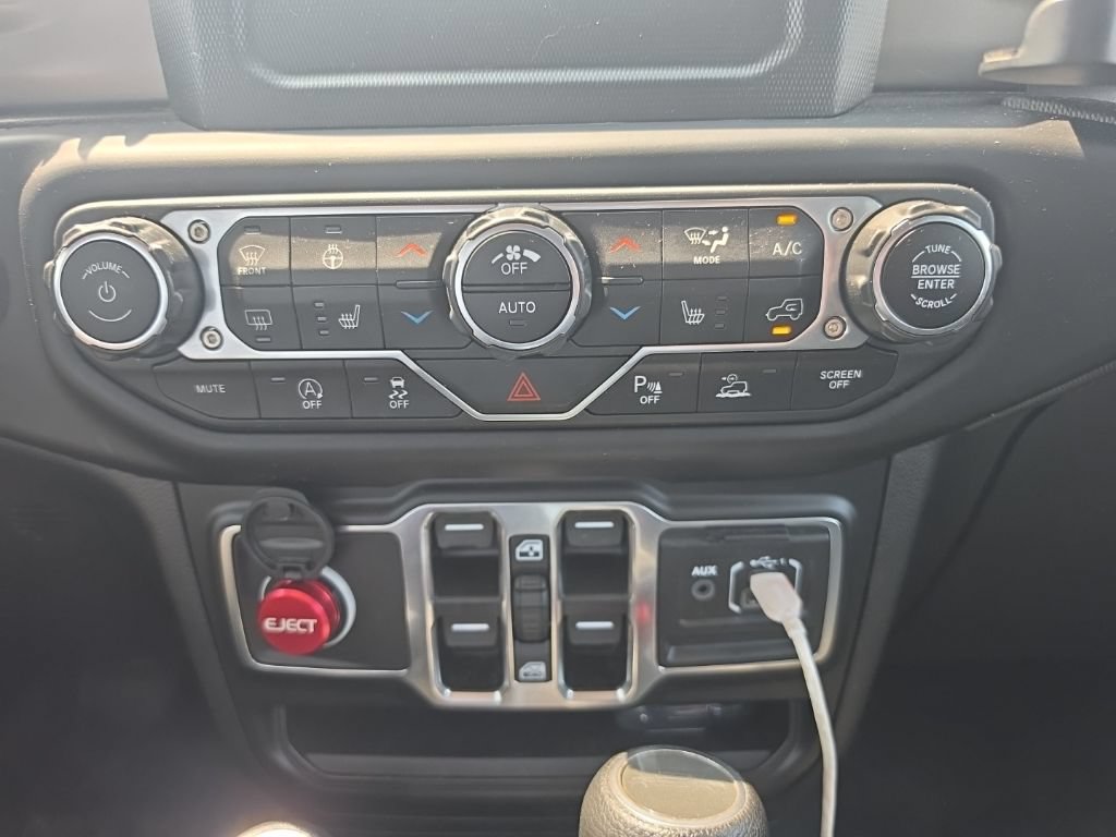 Used 2021 Jeep Gladiator Mojave AWD/4WD image 25