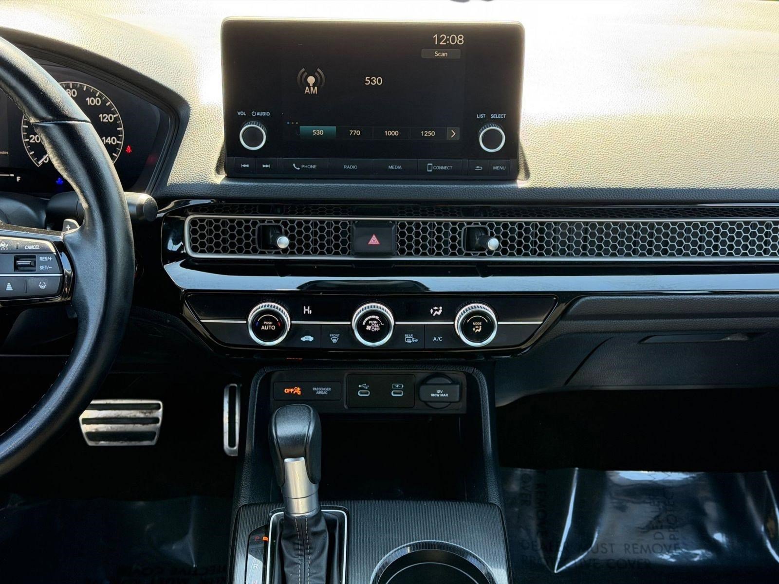 Used 2025 Honda Civic Sport image 27