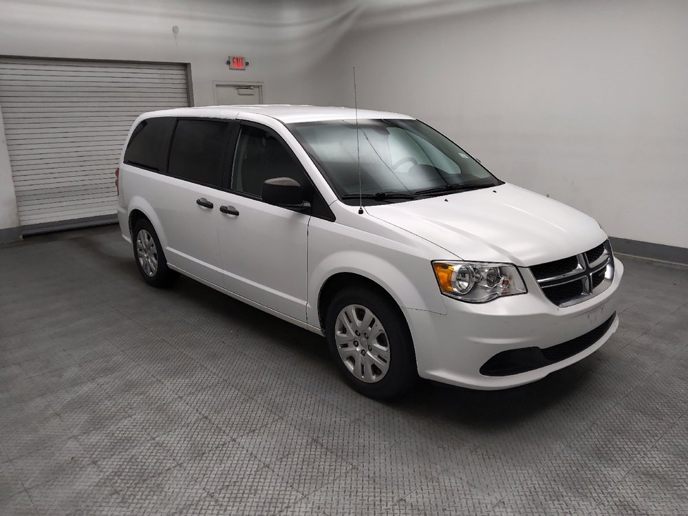 Used 2019 Dodge Grand Caravan SE FWD image 11
