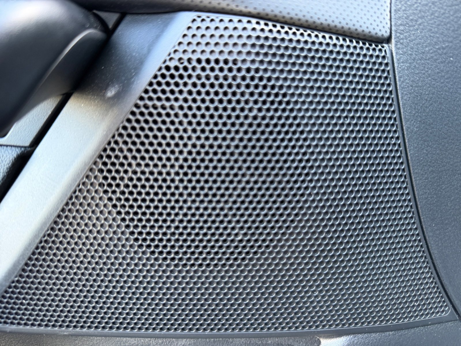 Used 2023 Volkswagen ID.4 Pro RWD image 27