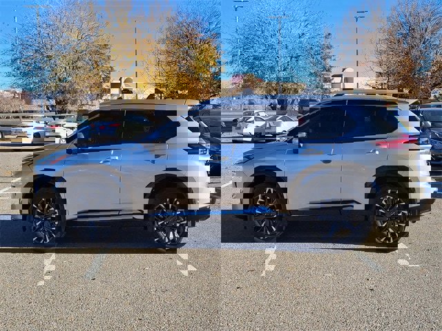 Certified 2025 Nissan Rogue Platinum w/ Platinum Premium Package image 7