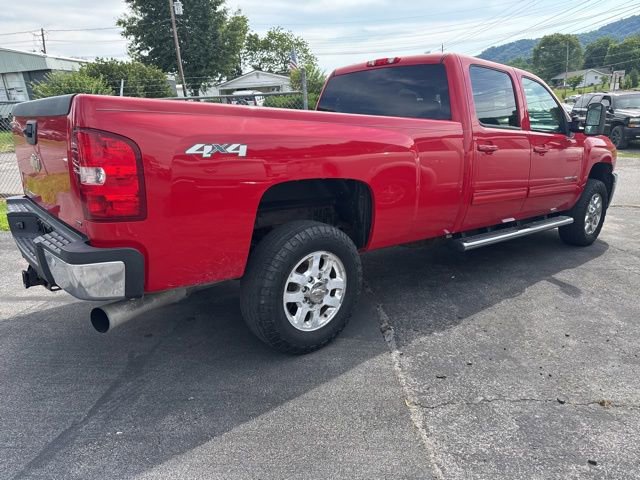 Used 2011 Chevrolet Silverado 3500 LTZ w/ LTZ Plus Package AWD/4WD image 2