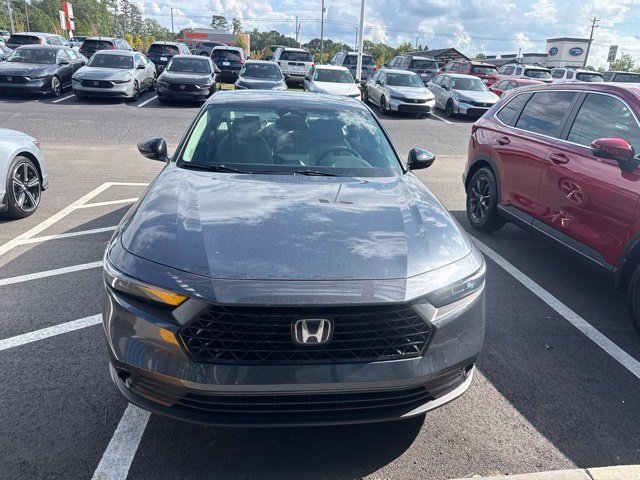 Used 2026 Honda Accord SE image 2