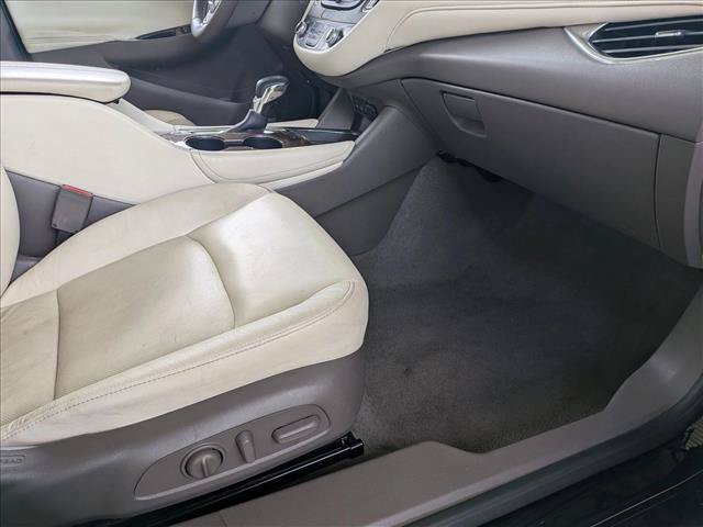 Used 2024 Chevrolet Malibu LT FWD image 16