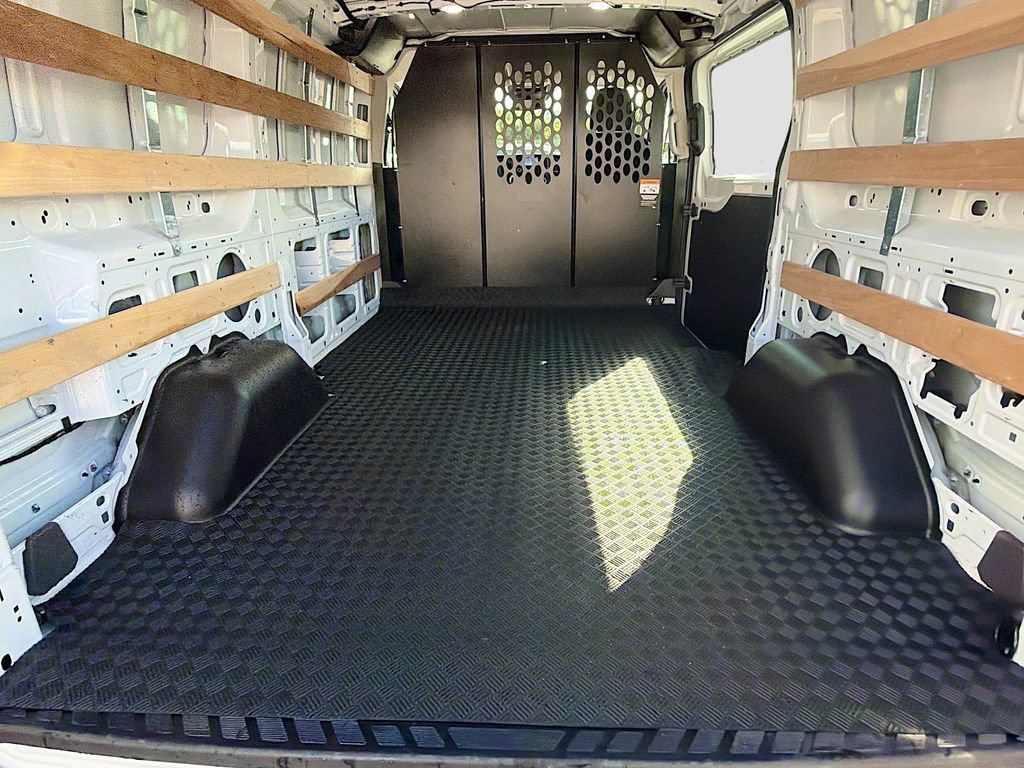 Used 2025 Ford Transit 250 Low Roof w/ Exterior Upgrade Package RWD image 22