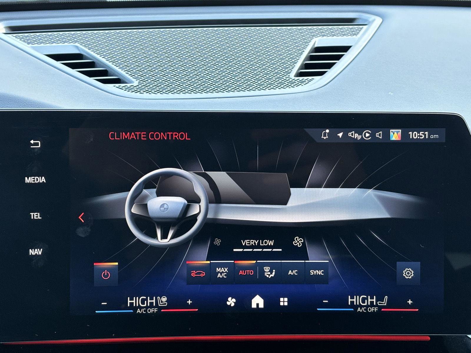 Used 2025 BMW X2 xDrive28i image 7