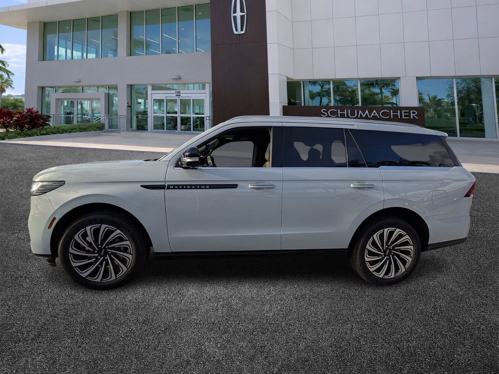 New 2026 Lincoln Navigator Black Label image 4
