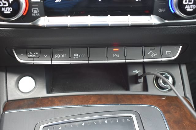 Used 2019 Audi Q5 2.0T Premium Plus w/ Premium Plus Package AWD/4WD image 29