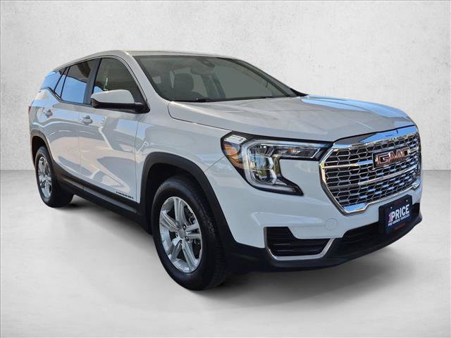 Used 2024 GMC Terrain SLE AWD/4WD image 3