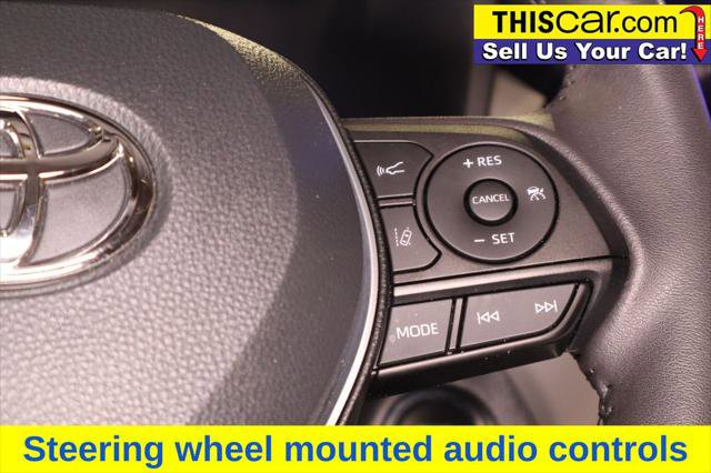 Used 2023 Toyota RAV4 XLE Premium image 16