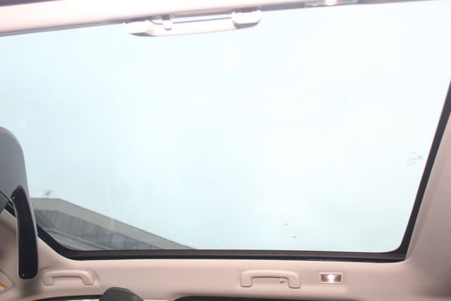 New 2025 Land Rover Discovery Sport S image 23