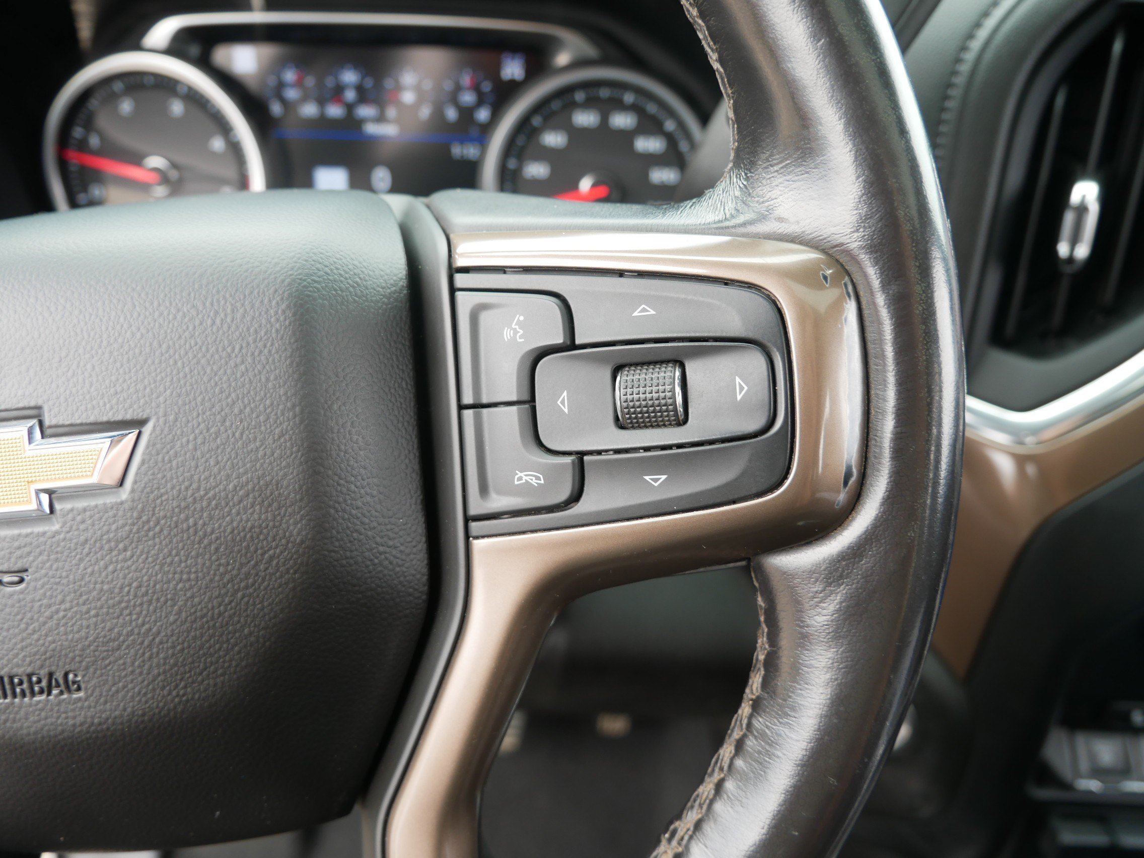 Certified 2022 Chevrolet Silverado 3500 High Country w/ Safety Package II AWD/4WD image 28
