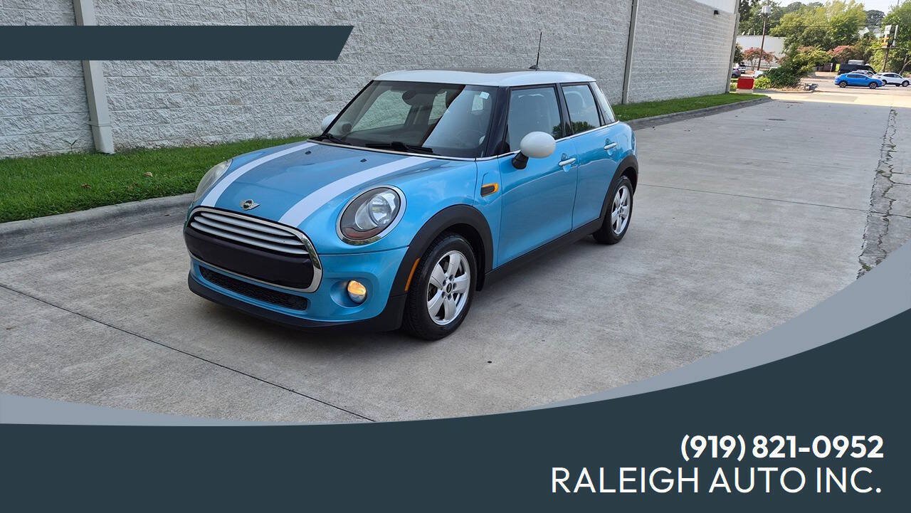 Used 2015 MINI Cooper 4-Door Hardtop FWD image 1