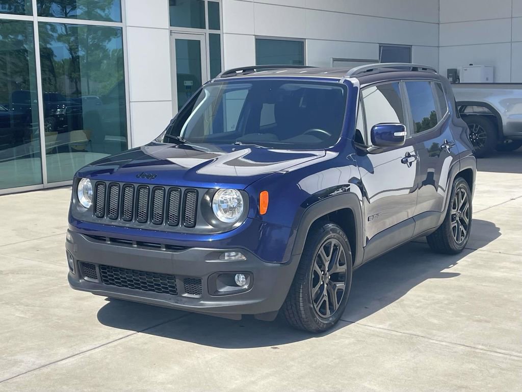 Used 2018 Jeep Renegade Altitude w/ Popular Equipment Group FWD image 2