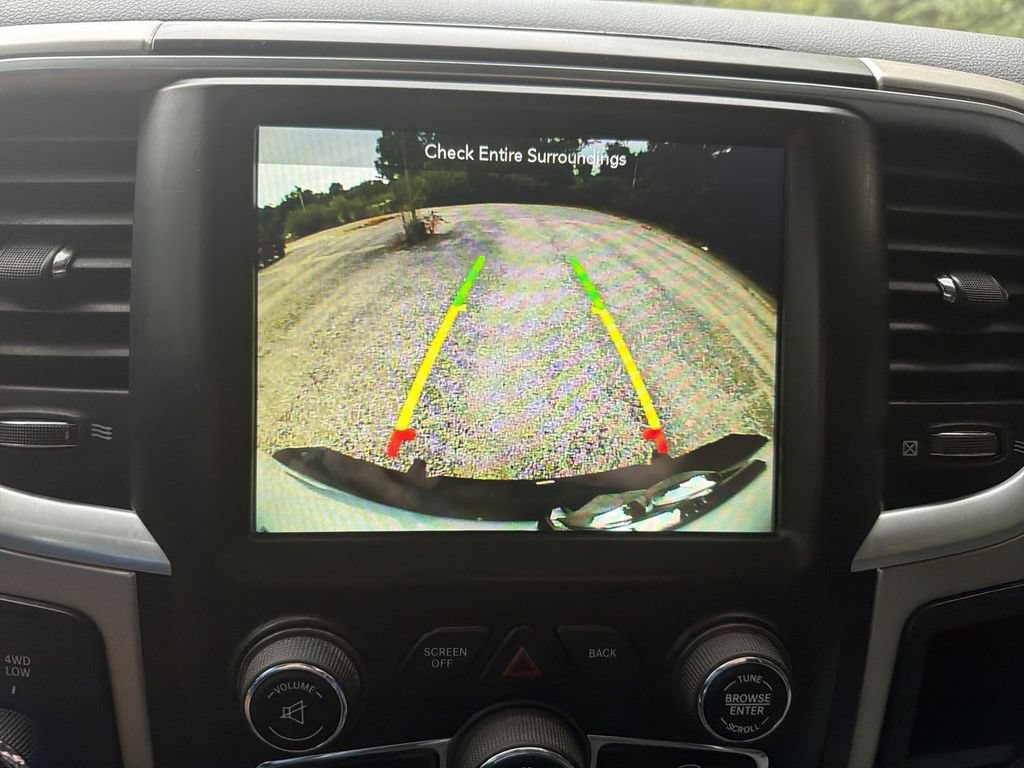 Used 2018 RAM 2500 SLT AWD/4WD image 15