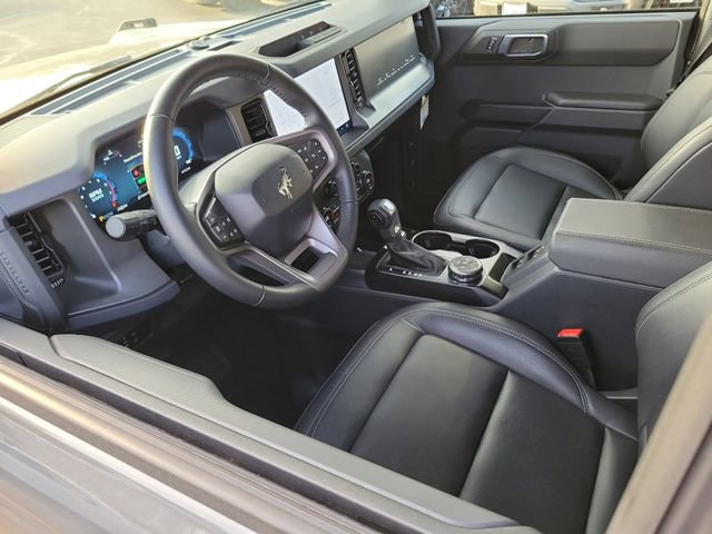 Used 2025 Ford Bronco Big Bend image 3