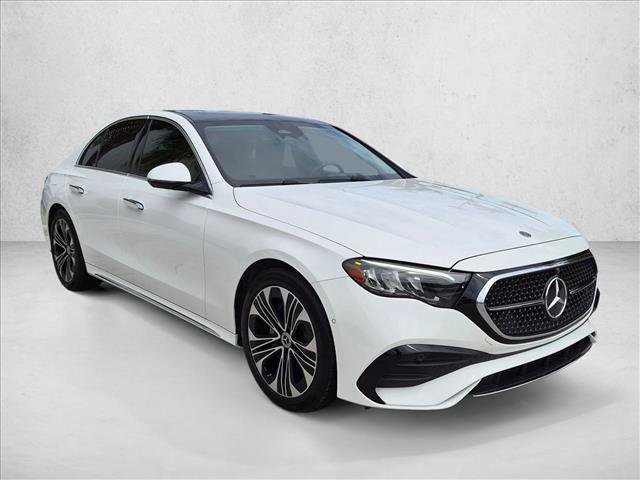 Used 2026 Mercedes-Benz E 350 4MATIC Sedan image 3