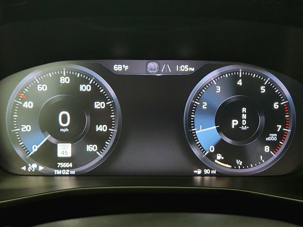 Used 2019 Volvo XC40 T5 R-Design AWD/4WD image 14