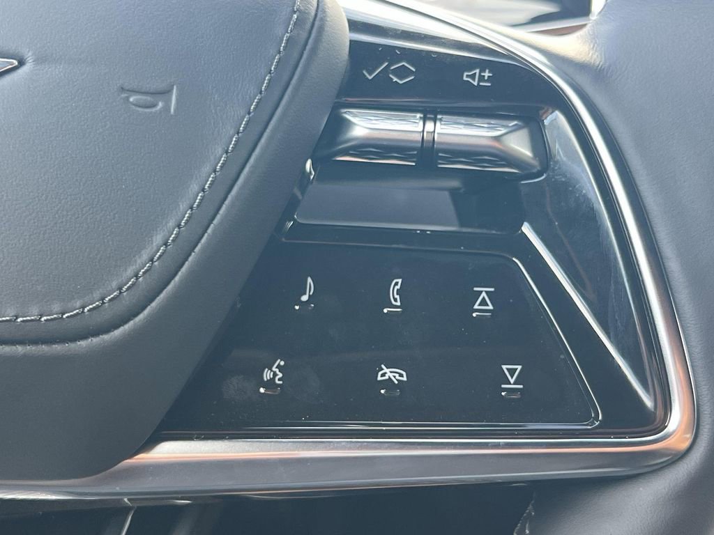 New 2026 Cadillac Lyriq V image 14