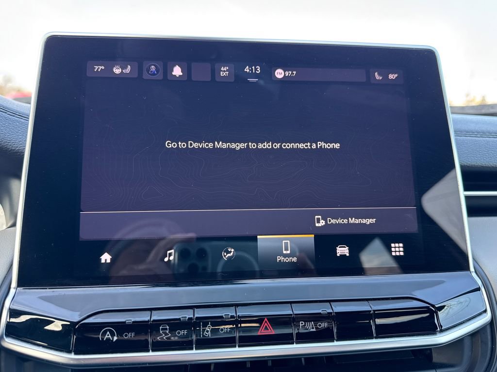 Used 2023 Jeep Compass Limited image 30